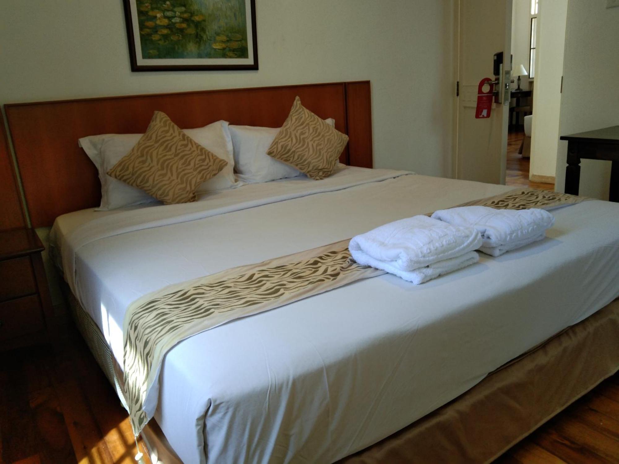 Tiara Labuan Hotel Zewnętrze zdjęcie